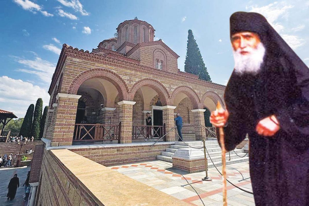 «Κίνημα πίστης» στον τάφο του Παϊσίου