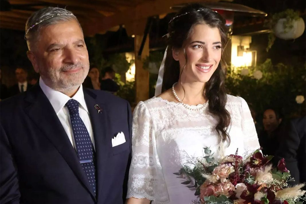 Γιώργος Πατούλης: Ο στόχος πολυμελούς οικογένειας και η απόκτηση κόρης για να τιμήσει, όπως λέει, την «ηρωίδα μητέρα» του