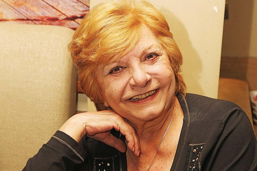 Το τελευταίο τηλεφώνημα της Τζένης Βάνου: «Κατερίνα μου, το βιβλίο το έγραψες για μένα…»
