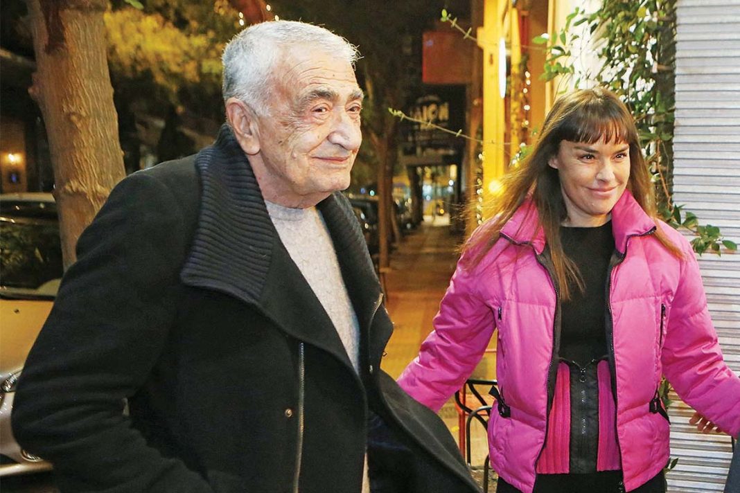 Σπάνια εμφάνιση του Γιώργου Βογιατζή με τη σύζυγό του