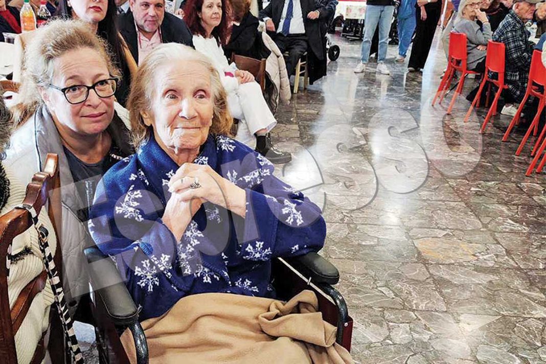 Μέλπω Ζαρόκωστα: Η «κυρία Μαυρογιαλούρου» στο γηροκομείο Αθηνών