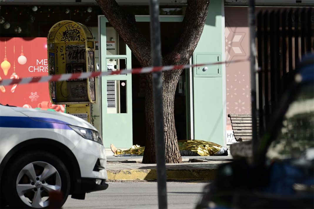 Εκτελεστές «μπούκαραν» στις 10 το πρωί σε σούπερ μάρκετ της Γλυφάδας και σκότωσαν δύο Τούρκους!