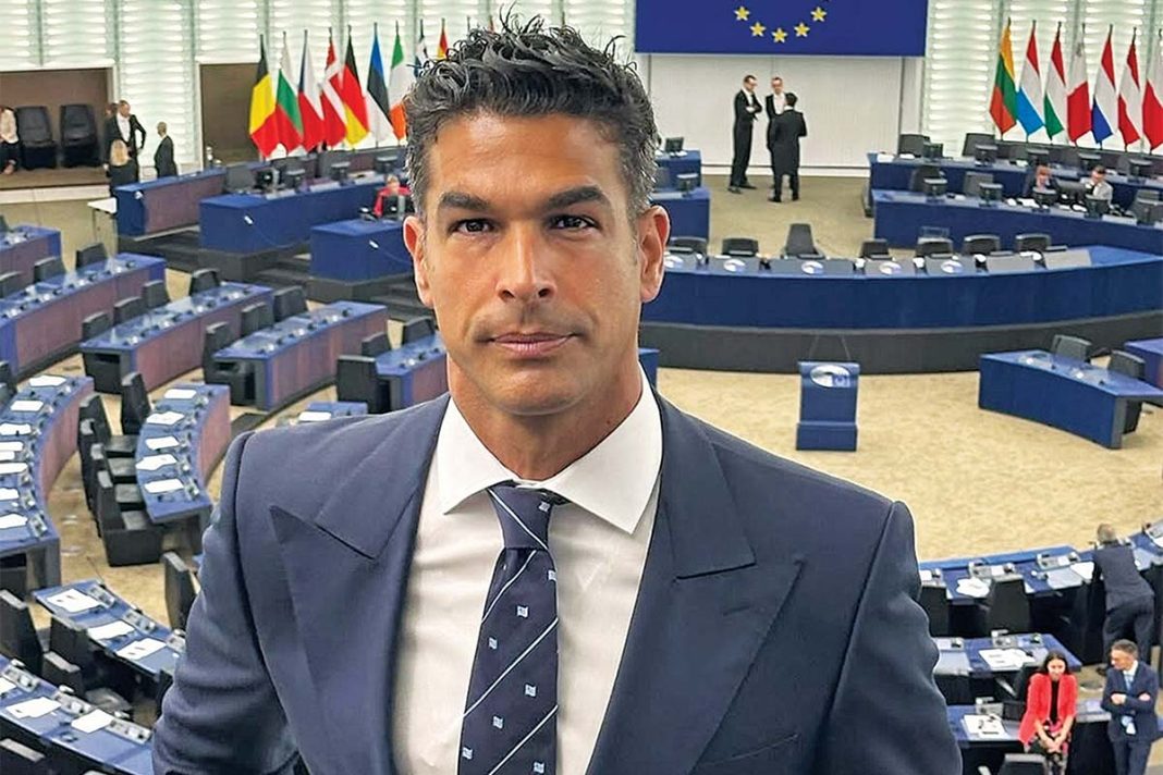 Νίκος Αναδιώτης: «Η woke ατζέντα εχθρός της οικογένειας και του χριστιανισμού»