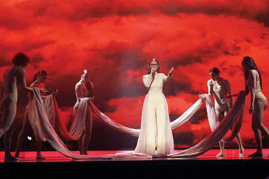 Klavdia: In love με ράπερ η πόντια «Αστερομάτα» της Εurovision