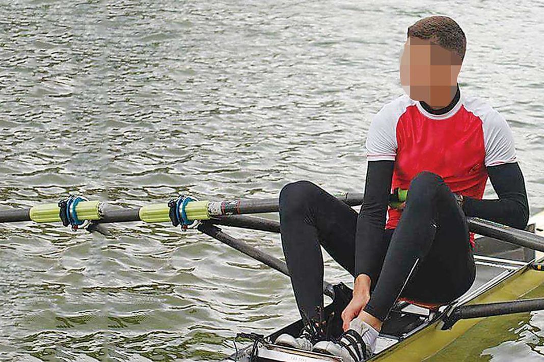 Φλοίσβος αμαρτίας με πρωταθλητή της κωπηλασίας