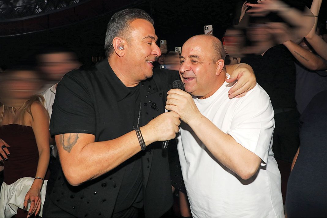 Ο Σεφερλής δεν χολοσκάει για όσους του την πέφτουν