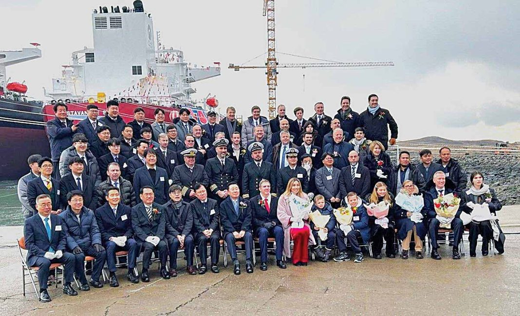 Η Μαριέττα Χρουσαλά και η κόρη της Μάργκω, «νονές» των νέων πλοίων του Πατίτσα