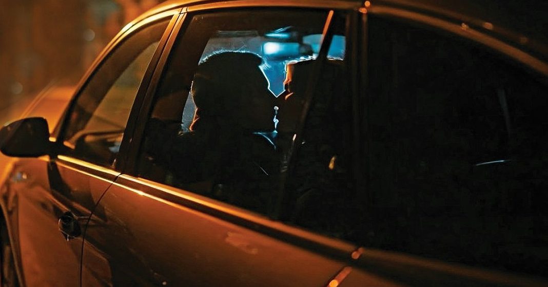 Παίκτρια του Survivor τρύπωσε στον γάμο πασίγνωστου αθλητικού ζευγαριού! Όλο το παρασκήνιο