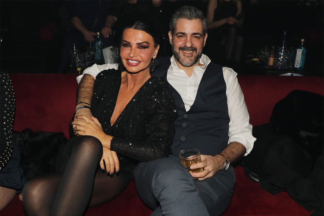 Νίνα Λοτσάρη μετά του Λεμονίδη της στον Αντώνη Ρέμο