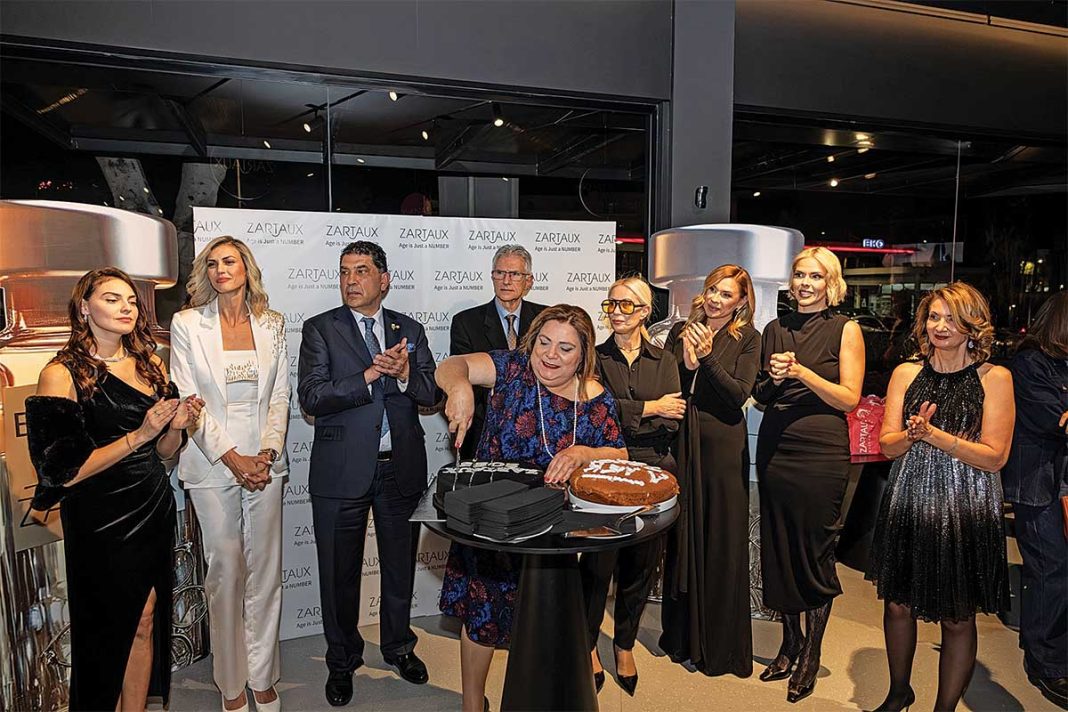 Η εξόρμηση Λύρα στην Κύπρο με Καραβάτου και Μπακοδήμου
