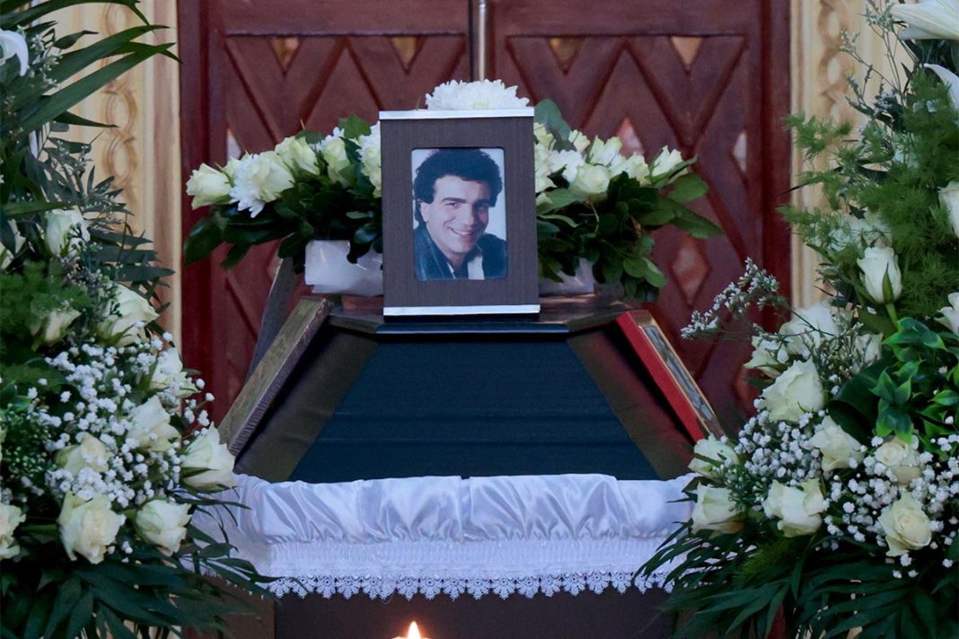 Το τελευταίο αντίο στον Πάνο Τουλιάτο