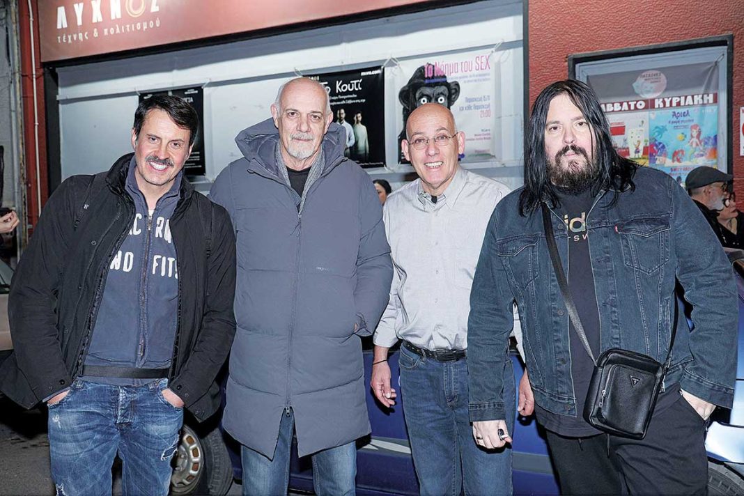 Ο Γιώργος Κιμούλης σε θεατρική πρεμιέρα που υπογράφουν ο αδελφός του και η ανιψιά του