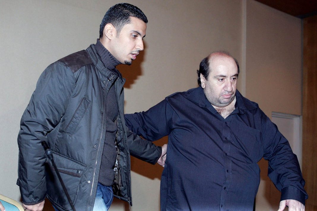 Τσάκας is back: Έφερε και... Κινέζο για το «τριφύλλι»