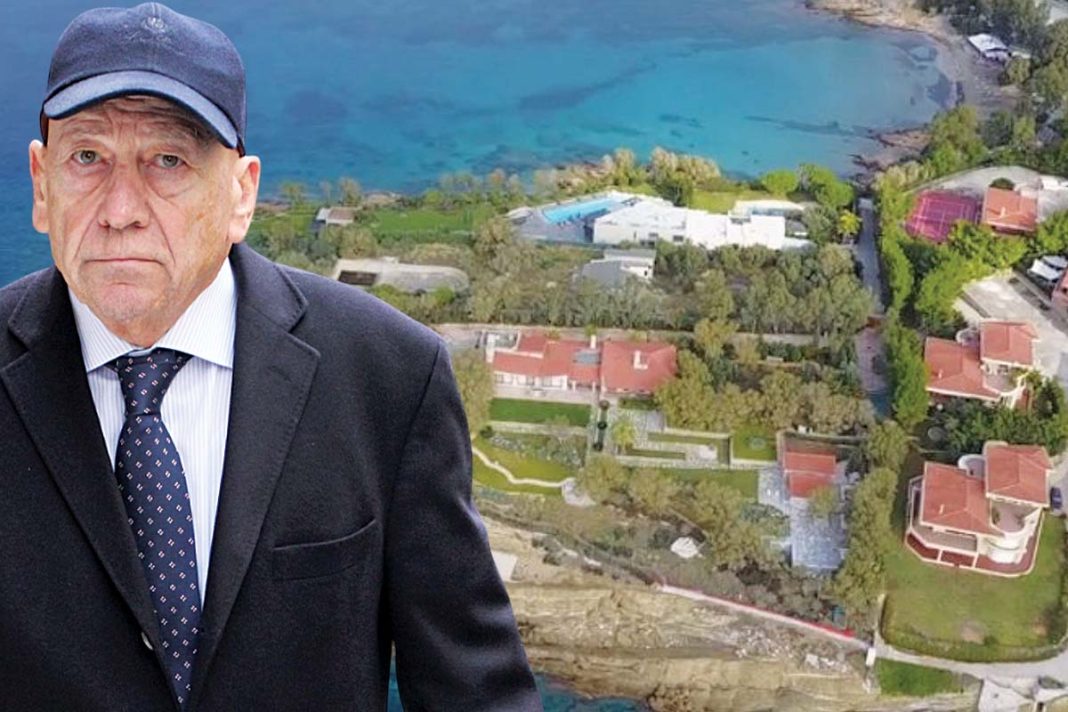 H βιλάρα της πρώην του Kούστα στα χέρια του εφοπλιστή Προκοπίου