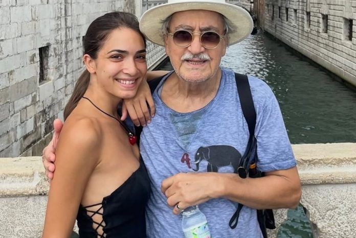 Το αντίο της Αντιγόνης Νεοφύτου στον Νίκο Γαλανό: «Θα μείνεις φως. Θα σου μιλάω»