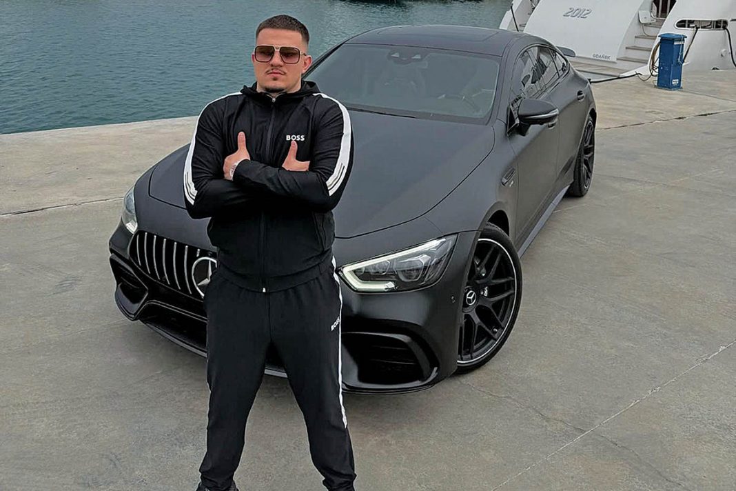 Ο τράπερ και οι μπίζνες με την Greek Mafia