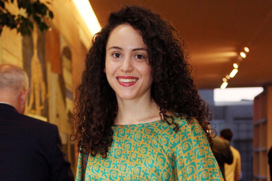 Ιφιγένεια Καραμήτρου: «Παλαιότερα ήταν της μόδας να δημιουργούνται ανταγωνιστικές περσόνες»