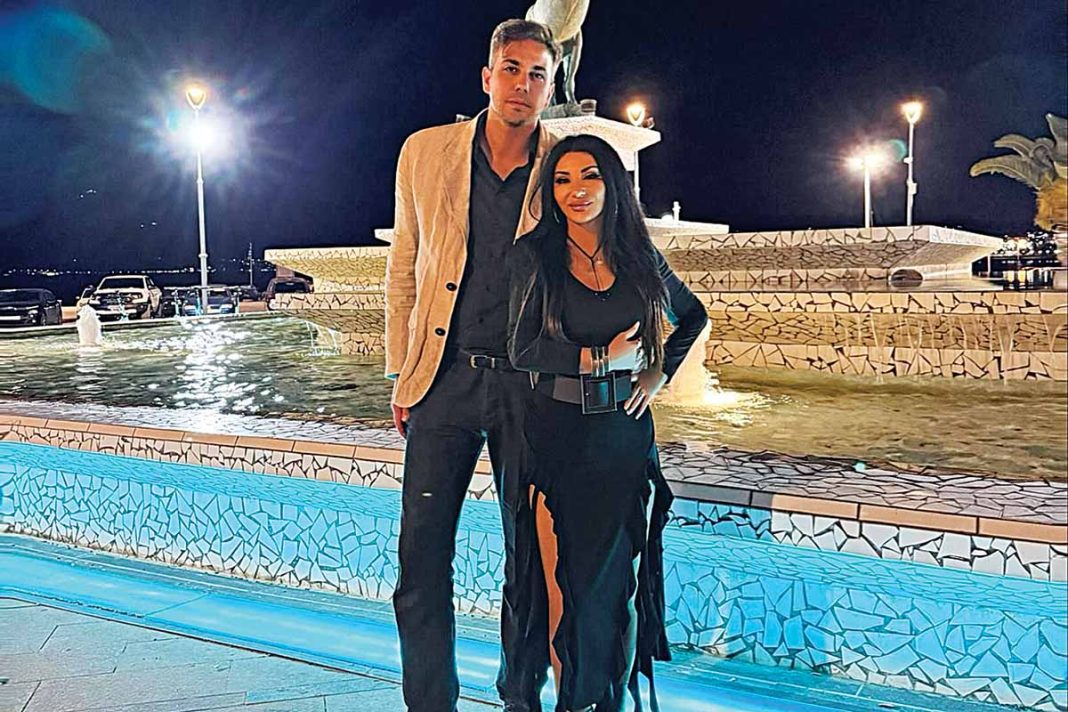 Πήγε να ξεσπάσει καβγάς για τα μάτια της Πόπης Μαλλιωτάκη