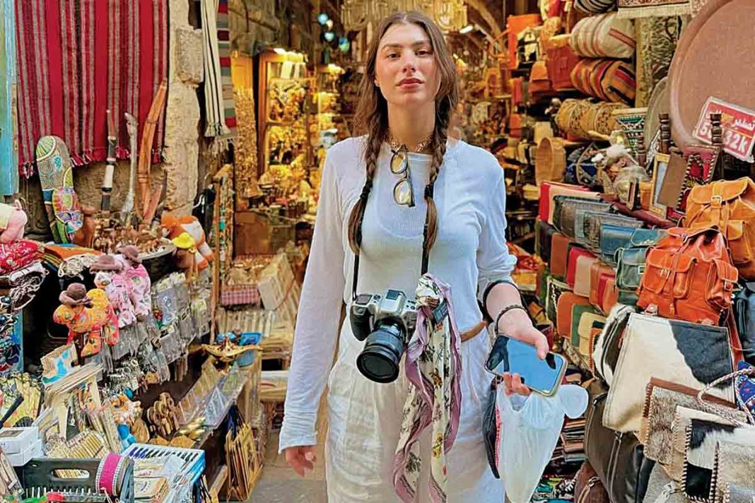 Η Μιχαλοπούλου στο Κάιρο χωρίς «Ταμπού»