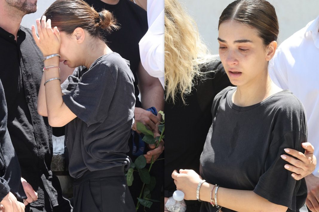 Τα δάκρυα της Αντιγόνης Νεοφύτου στο τελευταίο αντίο του «πεθερού» της, Νίκου Γαλανού