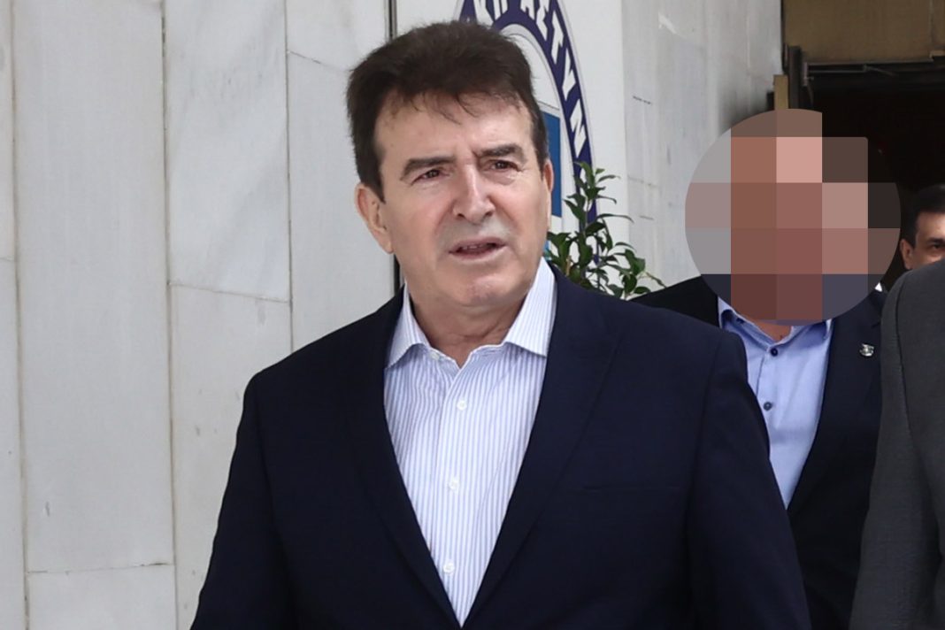 Ο Μιχάλης Χρυσοχοΐδης «θύμα» μαστροπού