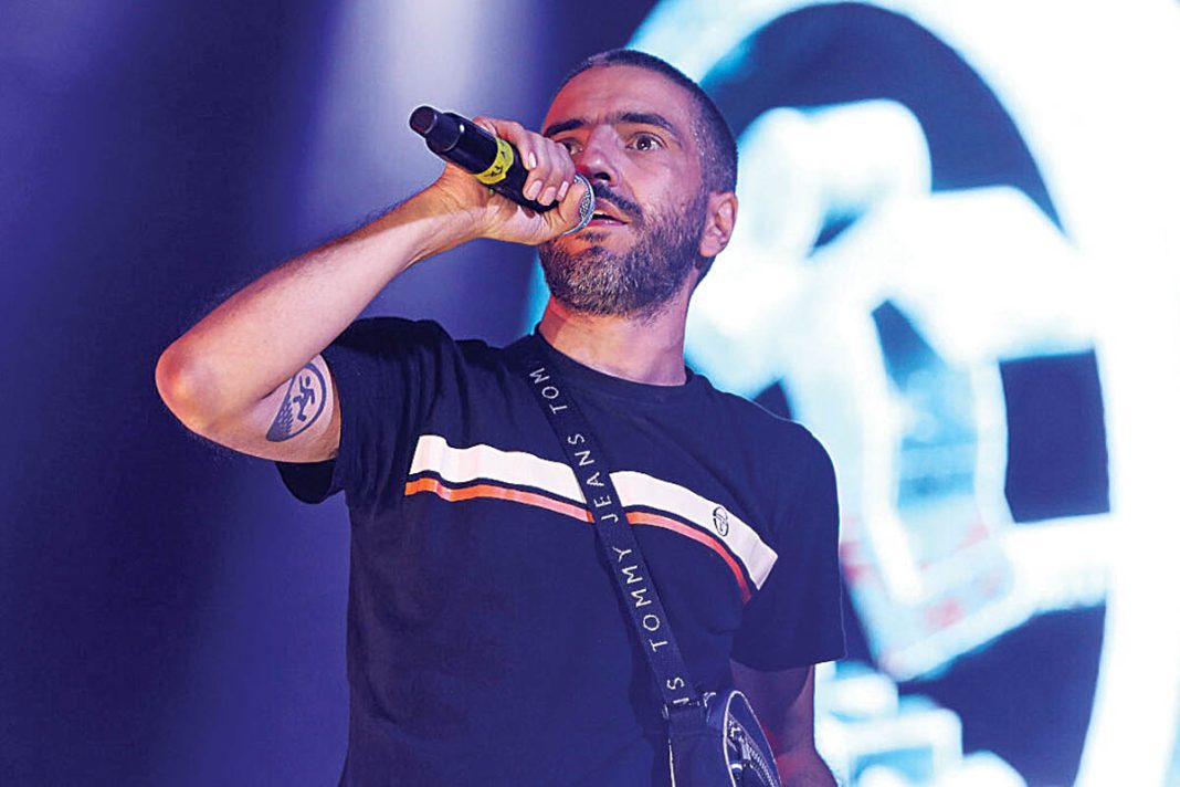 ΛΕΞ, «Ράμπο» και αυτόγραφα