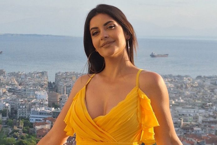 «Διπλό το φταίξιμο»: Νέο τραγούδι για τη Μαρίνα Νικολοπούλου με την υπογραφή του Μάκη Τσίκου