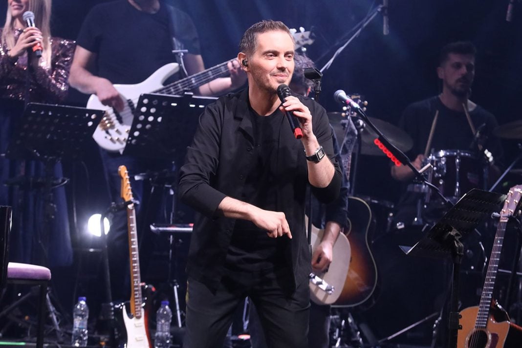 Μιχάλης Χατζηγιάννης: Ακυρώθηκε η εμφάνισή του λόγω προβλήματος υγείας