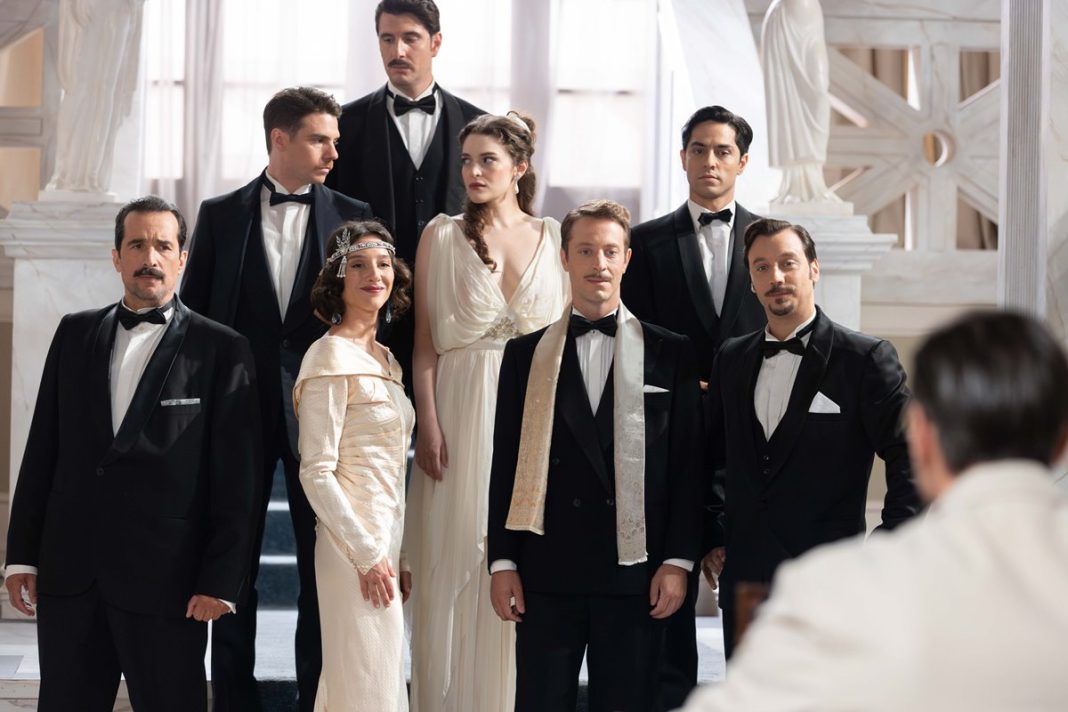 Το «Grand Hotel» ανοίγει ξανά τις πόρτες του για το κοινό απόψε
