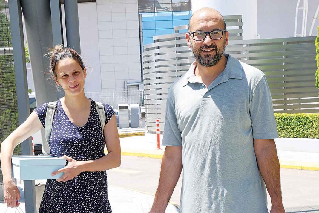 Εξιτήριο από το μαιευτήριο για την Έφη Αχτσιόγλου