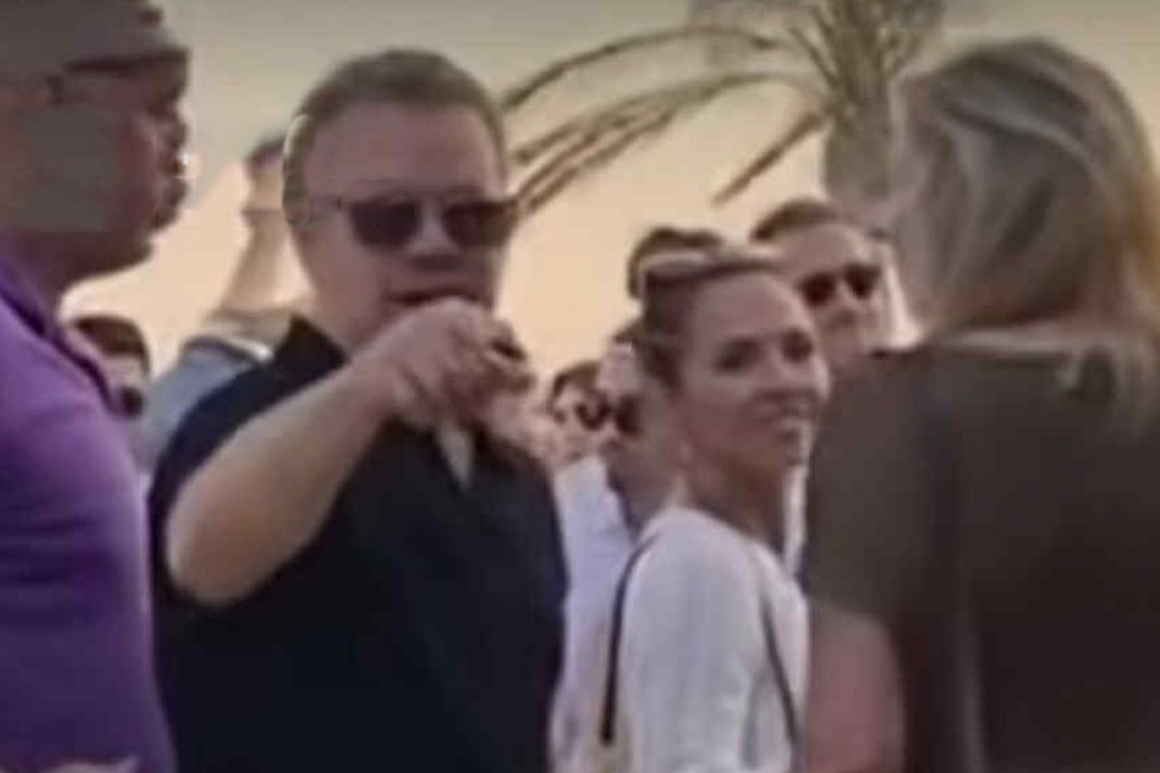 Ο χολιγουντιανός σταρ Ματ Ντέιμον χόρεψε και έφαγε στον Σκορπιό