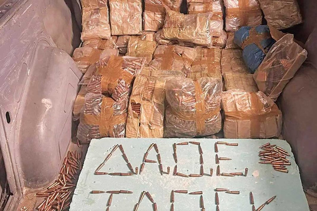 Stop σε κύκλωμα που θα έφερνε χιλιάδες πυρομαχικά από την Αλβανία στην Κρήτη