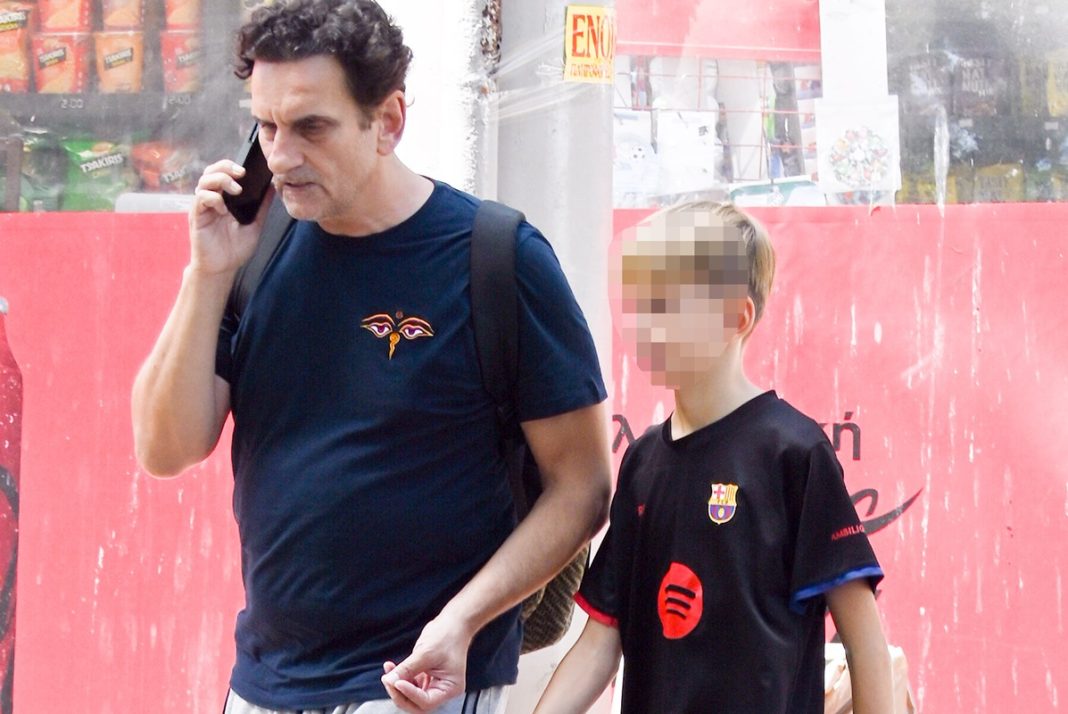 Ο Νίκος Ψαρράς στην Κηφισιά με τον 12χρονο γιο του