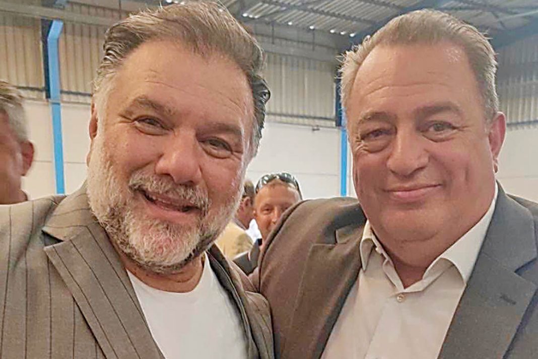 Αρναούτογλου και Στυλιανίδης στα εγκαίνια της βιομηχανίας Alfa Wood