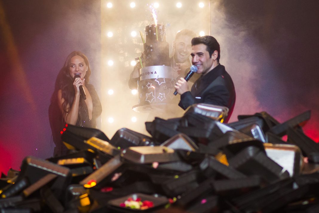 Όσα έγιναν στο VogClub Athens με αφορμή τα γενέθλια του Πέτρου Ιακωβίδη
