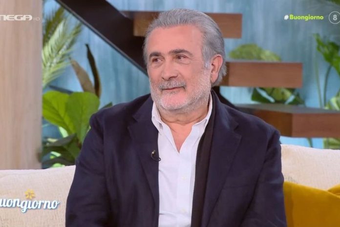 Λάκης Λαζόπουλος: Η αντίδρασή του όταν ρωτήθηκε για τον γάμο της κόρης του