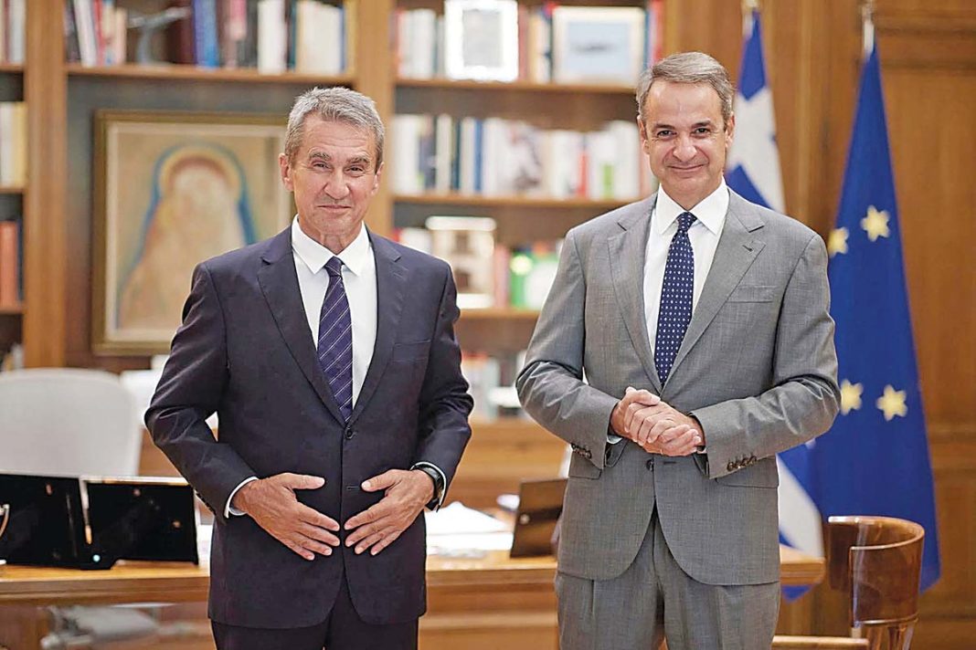 Πασοκικά τύμπανα στη Νέα Δημοκρατία