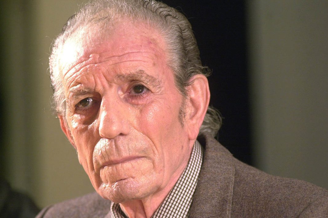 «Άξιος εστί» στο Καλλιμάρμαρο!