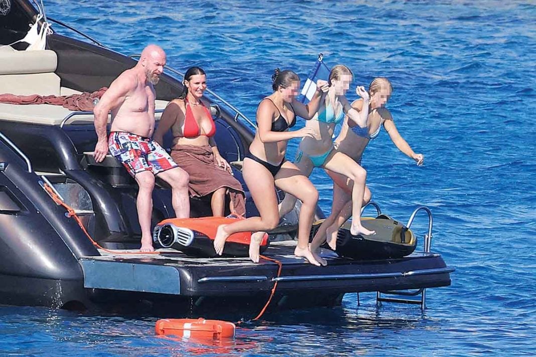 «Τhe Game» στη Μύκονο