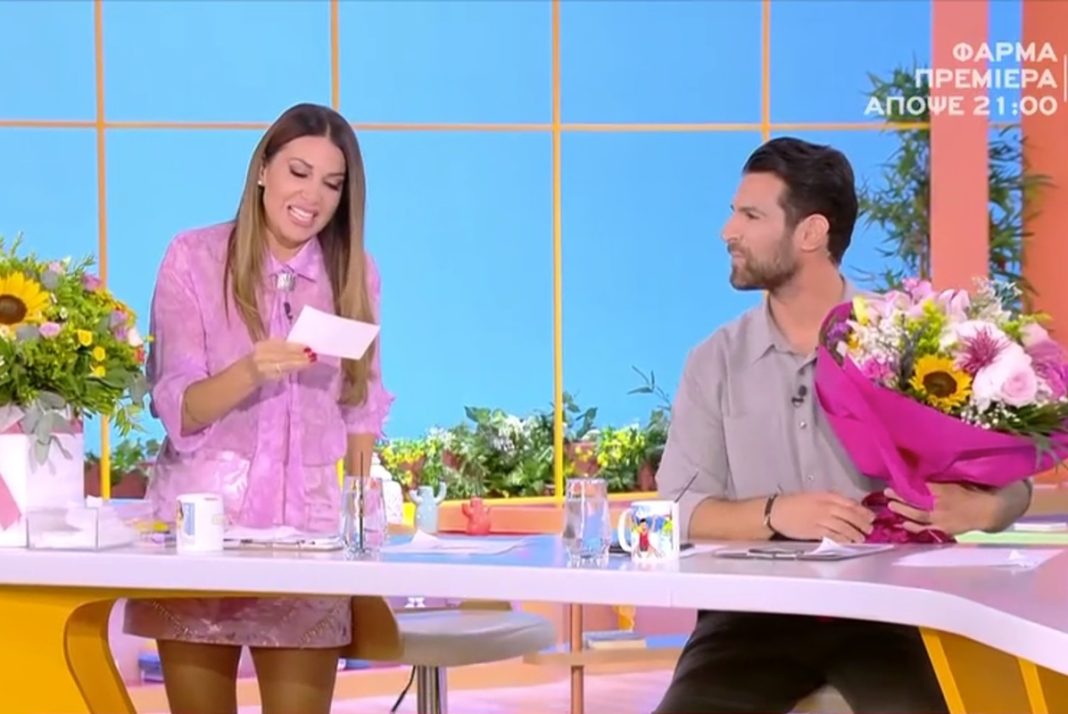 Συγκινημένη η Ελένη Χατζίδου στην πρεμιέρα του «Breakfast@star»