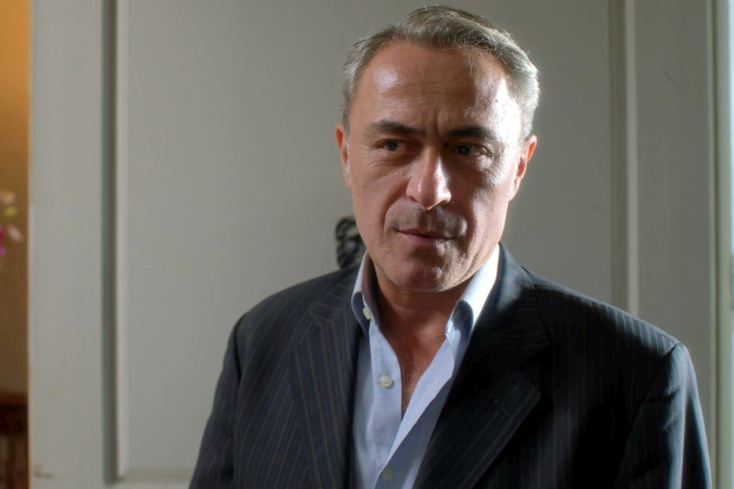 «Άγιος έρωτας»: Ο Κυριάκος αποφυλακίζεται