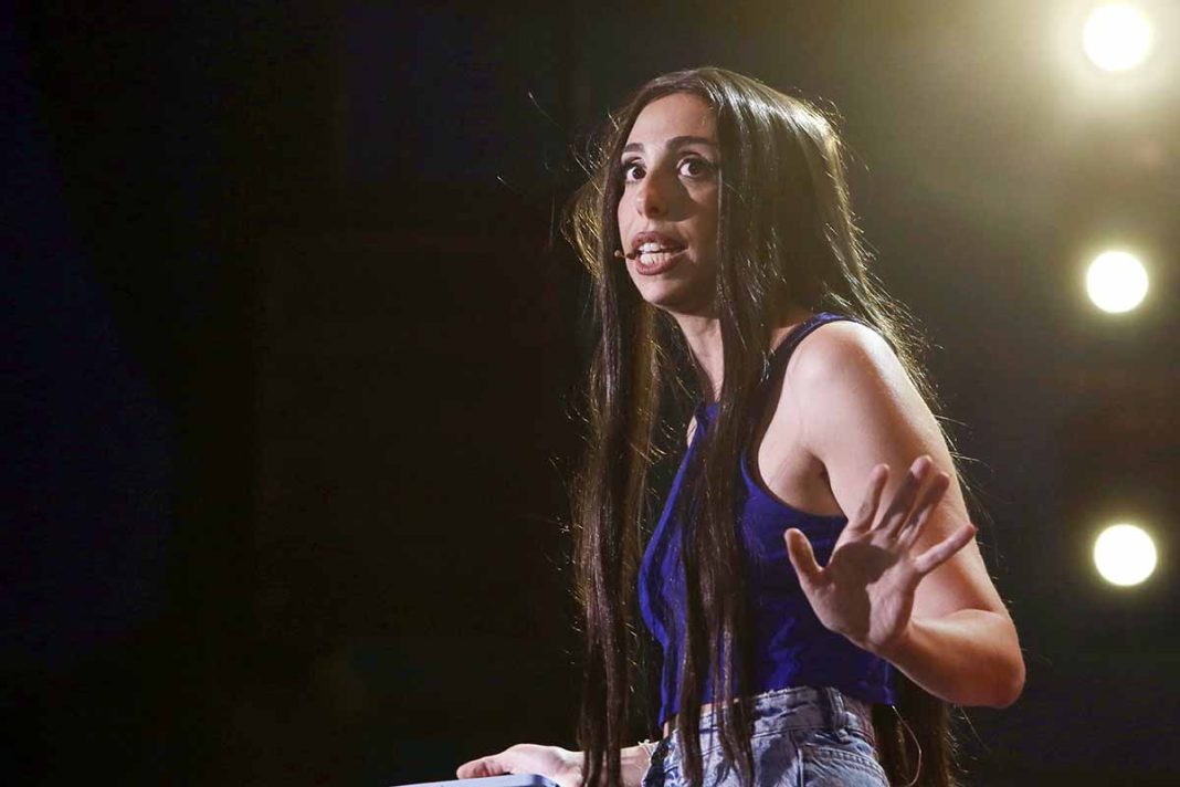 Έλενα Χαραλαμπούδη: «Δεν θεωρώ τον εαυτό μου Influencer, κάνω κάτι διαφορετικό»