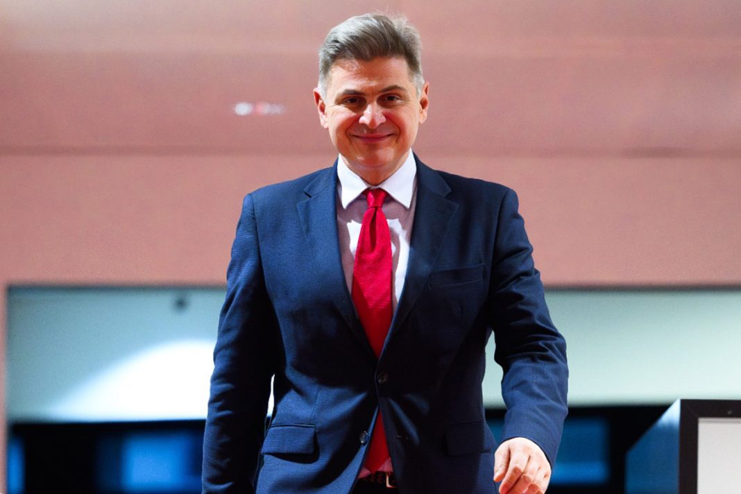 Νικόλας Φαραντούρης: «Παλιότερα οι Τούρκοι έτρεχαν να μας συναντήσουν»