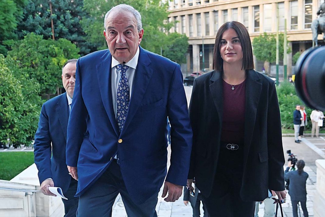 Η... αθόρυβη και σικάτη Αλίκη Καραμανλή!