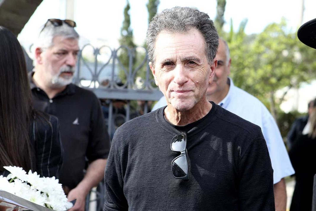 Κώστας Μπίγαλης: «Κανένας δεν βάζει τρίτο άνθρωπο σε μια σχέση ή σε έναν γάμο»