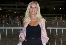 Μαρία Μπεκατώρου: Εντυπωσιακή με μαγιό, απολαμβάνει τις βουτιές της στην Κεφαλονιά