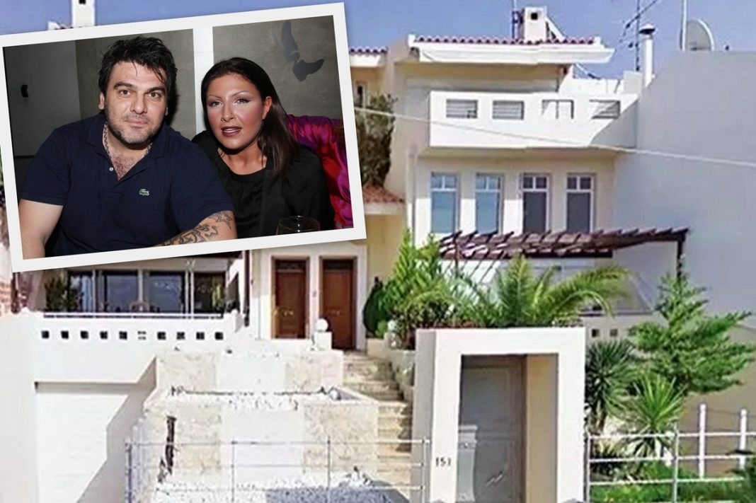 Τελεσίγραφο Παπαρίζου σε Μαυρίδη μέχρι τέλος του μήνα για τη μεζονέτα στη Γλυφάδα