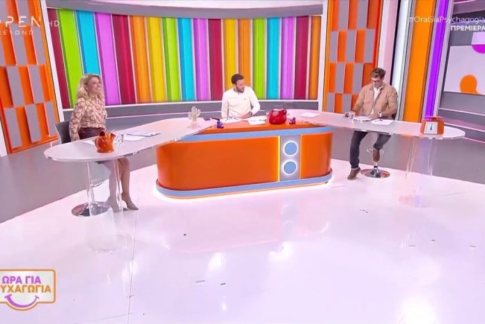 Πρεμιέρα για τον Θανάση Πάτρα - Η ανθοδέσμη της συζύγου του και το τρυφερό μήνυμα