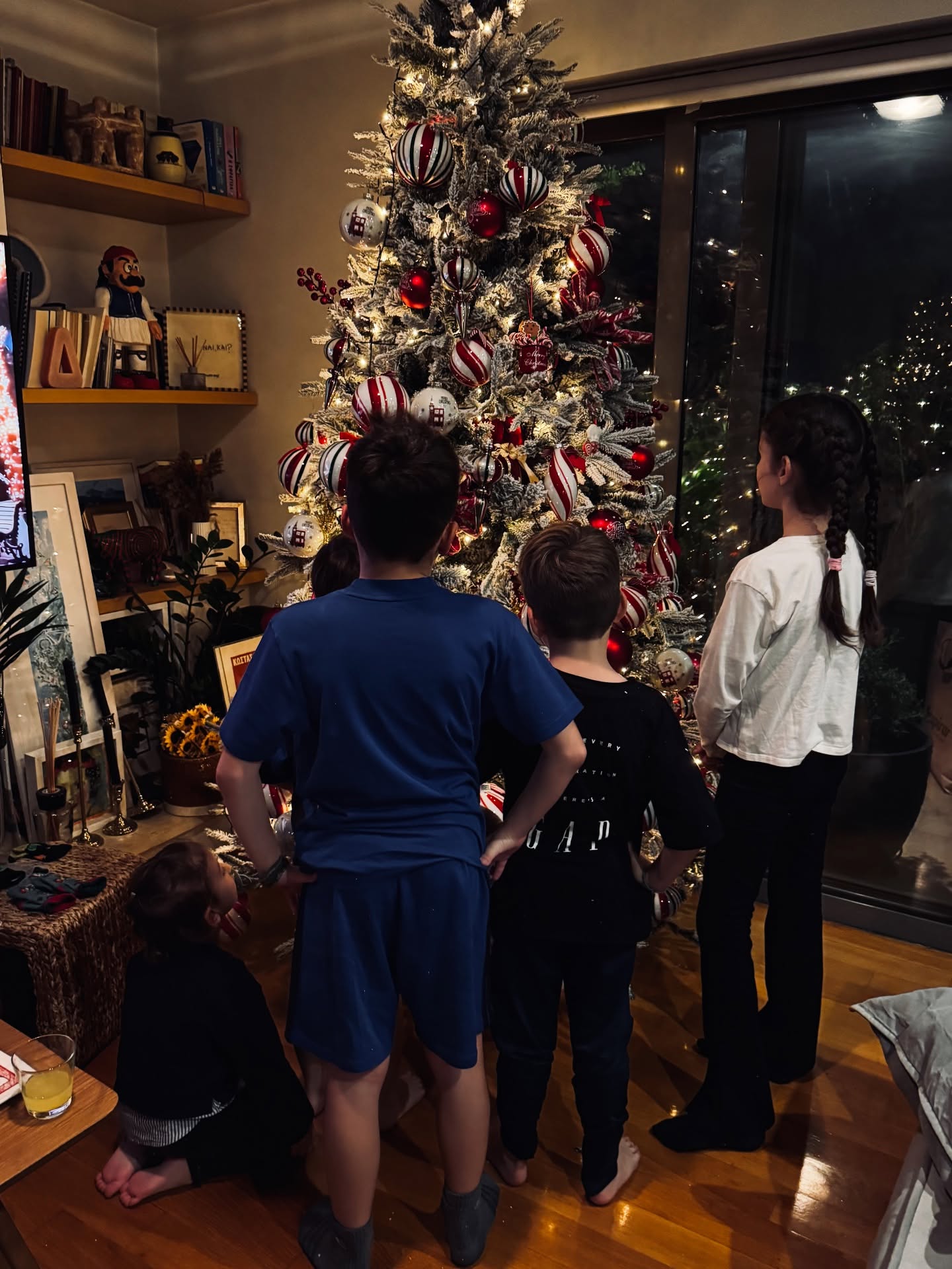 Η Δανάη Μπάρκα δημοσίευσε πρώτη φορά φωτογραφία αγκαλιά με τον σύντροφό της