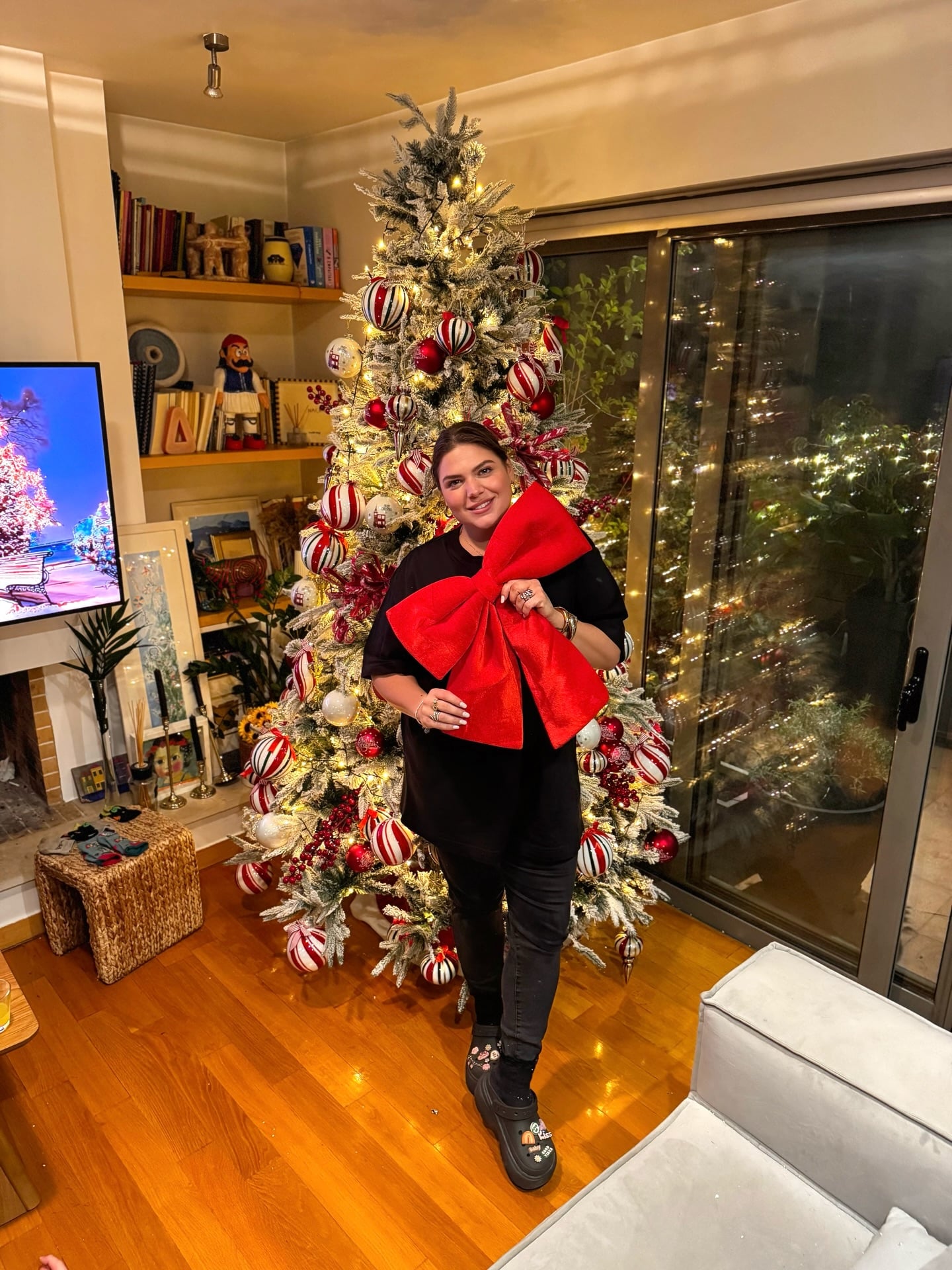 Η Δανάη Μπάρκα δημοσίευσε πρώτη φορά φωτογραφία αγκαλιά με τον σύντροφό της